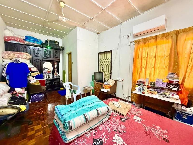 2-storey Terraced House for Sale in Taman Bukit Teratai (Ampang) - Tasya Ruslan - PropertyGuru.com.my