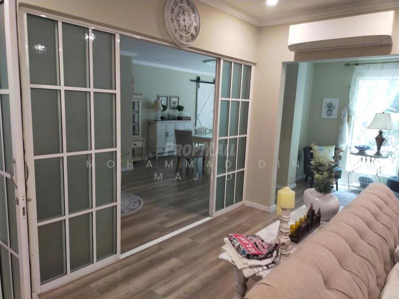 Rumah Teres 2.5-Tingkat untuk Dijual di Putra Heights (Subang Jaya) - Mohammad Din Majid - Living Room - PropertyGuru.com.my