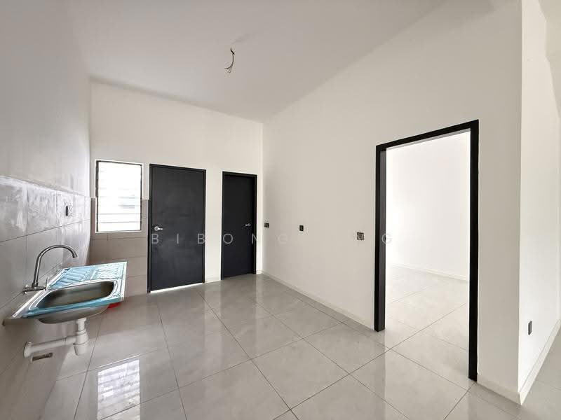 2-storey Terraced House for Sale in Bukit Katil (Melaka) - Bibong Ong - Kitchen - PropertyGuru.com.my