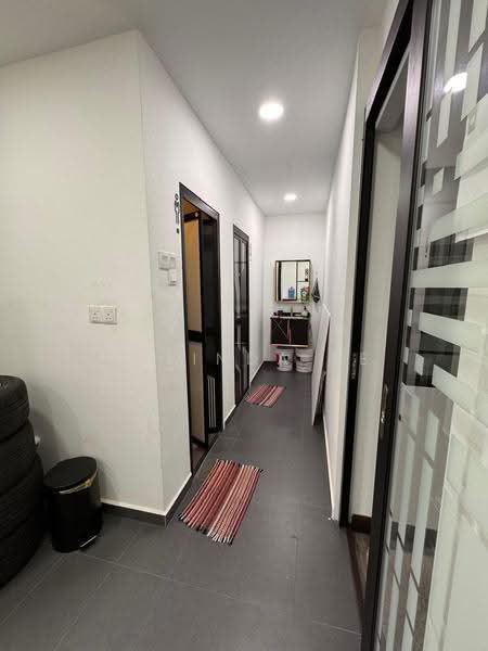 Shop / Office for Sale in Taman Bahagia (Senai) - Melinda Ee - Corridor - PropertyGuru.com.my