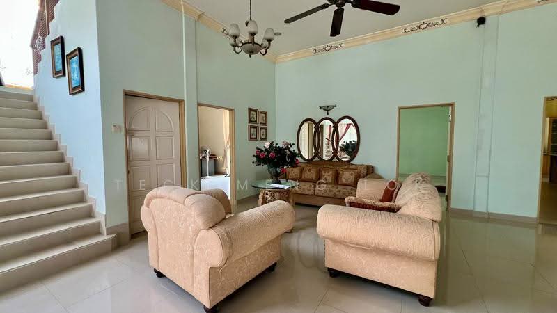 Bungalow House for Rent in Petaling Jaya (Selangor) - Teck Meng Lok - Living Room - PropertyGuru.com.my