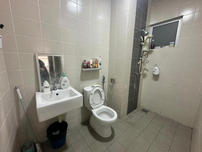 Service Residence for Rent at I Residence - Owen Loke - Bathroom - PropertyGuru.com.my