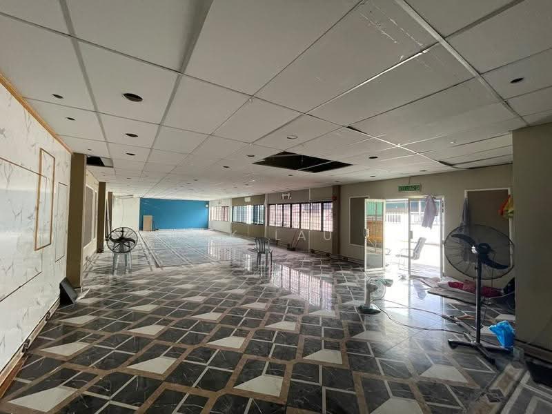 Warehouse for Rent in Batu Caves (Selangor) - Ck Lau - Interior - PropertyGuru.com.my