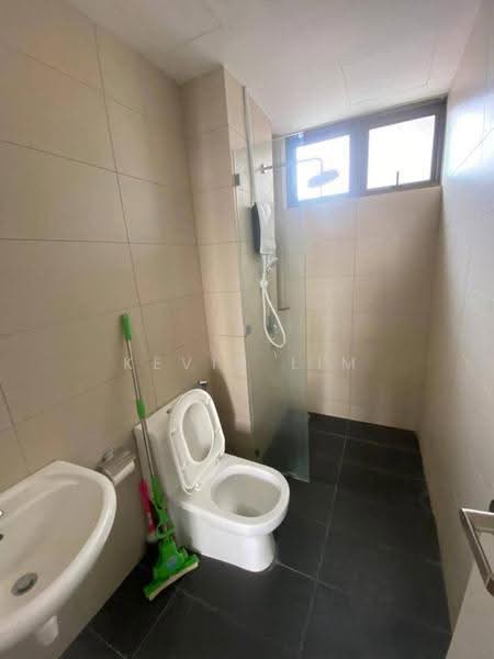 Condominium for Sale at Skycube - Kevin Lim - Bathroom - PropertyGuru.com.my