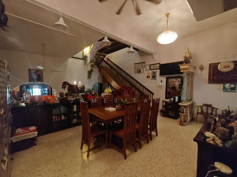 2.5-storey Terraced House for Sale in Taman Melawati (Ulu Kelang) - James Tan - Dining Room - PropertyGuru.com.my