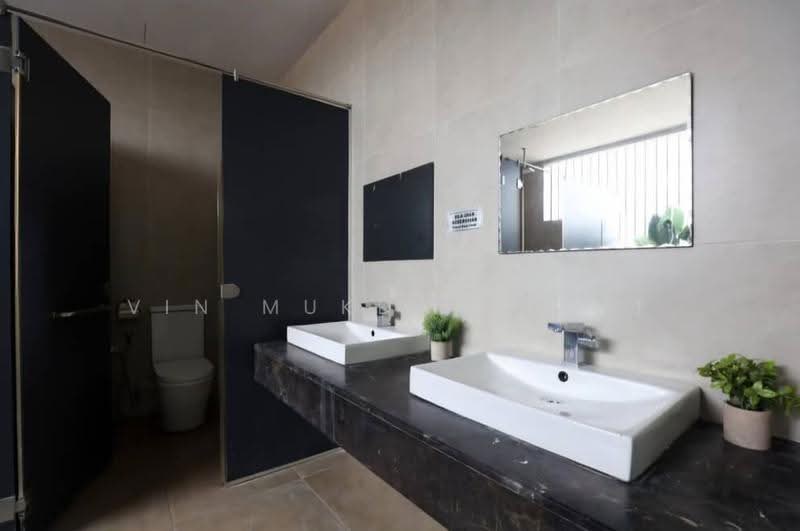 Zero-Lot Bungalow for Rent in Kajang (Selangor) - Vin Mukdawichit - Bathroom - PropertyGuru.com.my