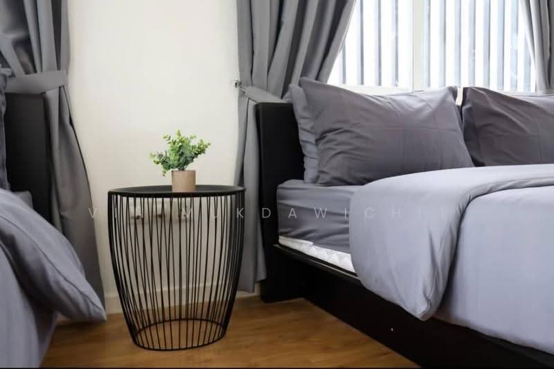 Zero-Lot Bungalow for Rent in Kajang (Selangor) - Vin Mukdawichit - Bedroom - PropertyGuru.com.my
