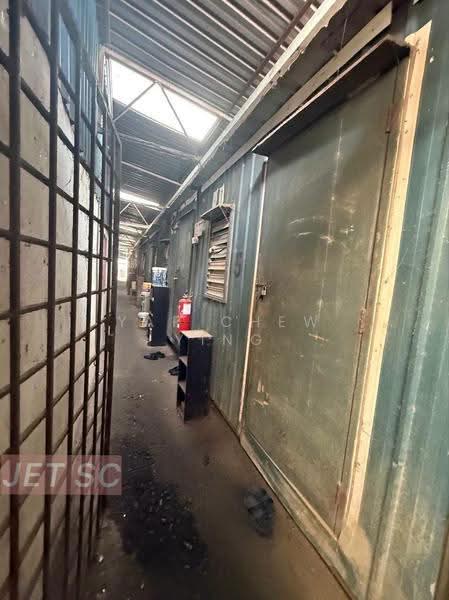 Factory for Rent in Telok Mengkuang Telok Panglima Garang (Telok Panglima Garang) - Yap Chew Ying - Corridor - PropertyGuru.com.my
