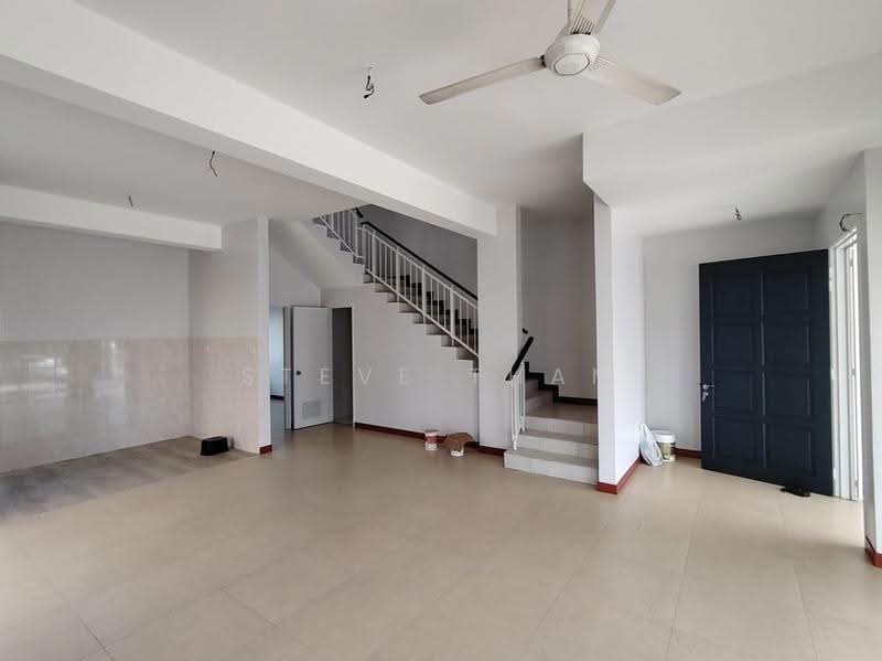 Rumah Teres 2-Tingkat untuk Dijual di D'alpinia (Puchong) - Steve Tham - Living Room - PropertyGuru.com.my