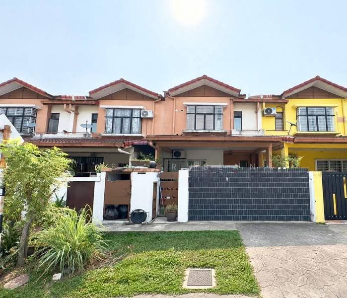 2-storey Terraced House for Sale in Subang Bestari (Shah Alam) - Tasya Ruslan - PropertyGuru.com.my