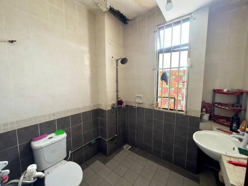 2-storey Terraced House for Sale in Subang Bestari (Shah Alam) - Tasya Ruslan - PropertyGuru.com.my