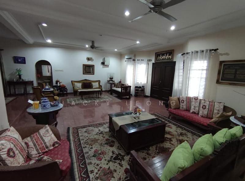 Bungalow House for Sale in SS1 (Petaling Jaya) - Jacky Leong - Living Room - PropertyGuru.com.my