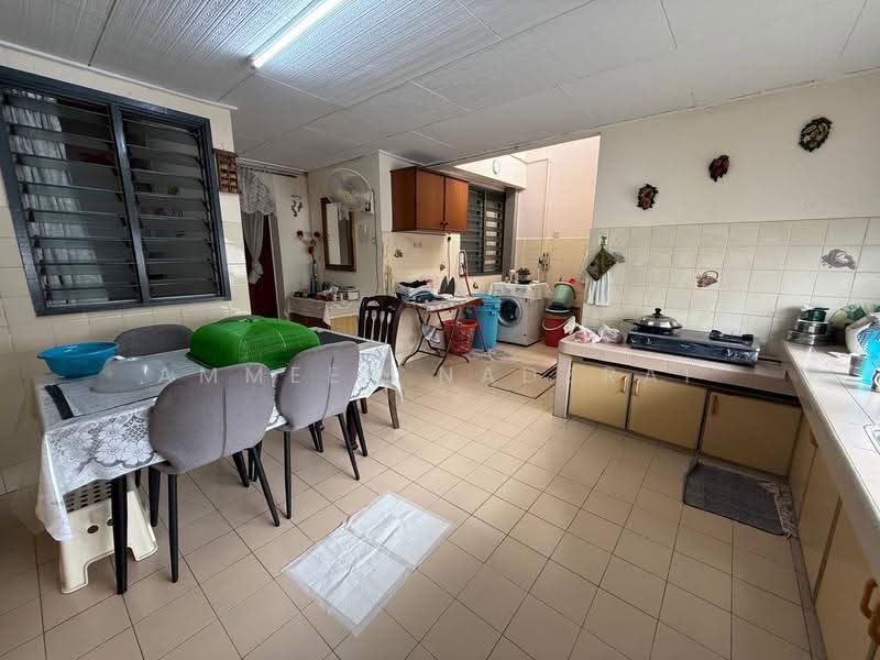 1-storey Terraced House for Sale in Ampang (Kuala Lumpur) - Ammeer Nadzrai - Kitchen - PropertyGuru.com.my