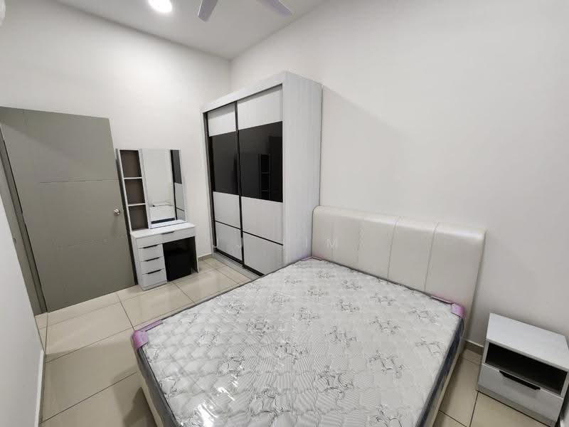 Service Residence for Rent at B11 Parkland Residence - JJ Lim - Bedroom - PropertyGuru.com.my