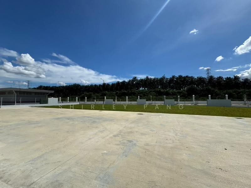 Semi-D Factory for Rent in Eco Business Park 1 (Johor Bahru) - Shirley Pang - Exterior - PropertyGuru.com.my