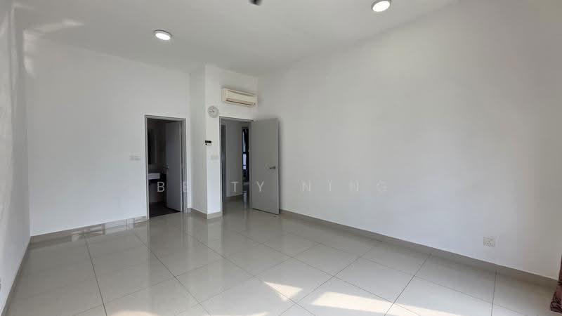 Kediaman Servis untuk Dijual di Glomac Centro Service Apartment - Betty Ning - Interior - PropertyGuru.com.my
