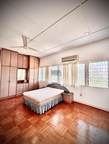 Bungalow House for Sale in Tanjung Tokong (Penang) - Pei Hong - Bedroom - PropertyGuru.com.my