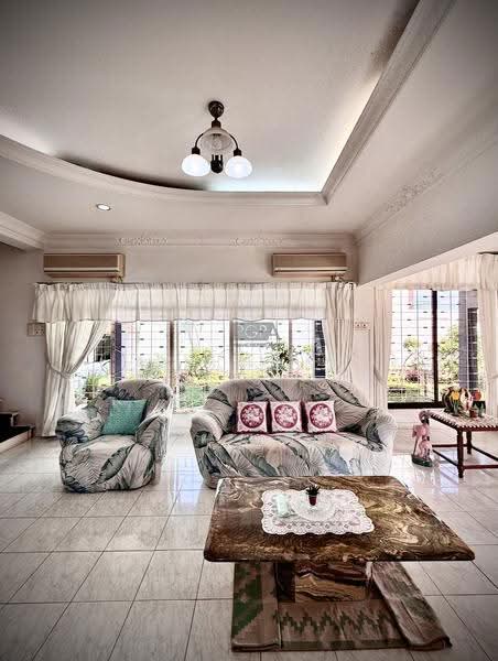 Bungalow House for Sale in Tanjung Tokong (Penang) - Pei Hong - Living Room - PropertyGuru.com.my