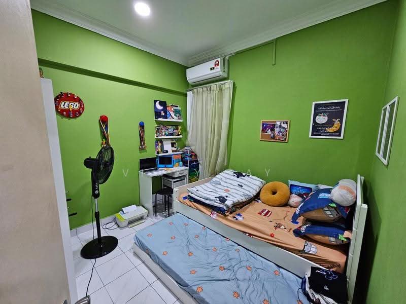 Pangsapuri untuk Dijual di Vista Saujana - Vicky Tay - Bedroom - PropertyGuru.com.my