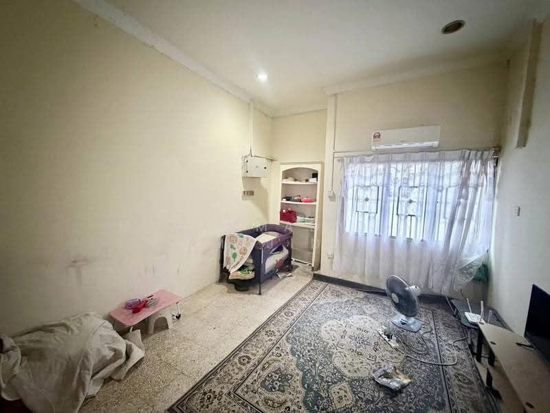 Bungalow House for Sale in Kampung Raja Uda (Port Klang (Pelabuhan Klang)) - Mohammad Din Majid - Interior - PropertyGuru.com.my