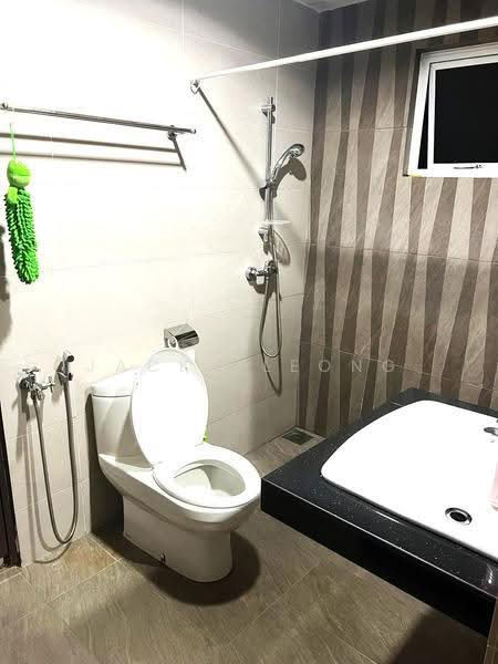 Bungalow House for Sale in Seksyen 19 (Petaling Jaya) - Jacky Leong - Bathroom - PropertyGuru.com.my