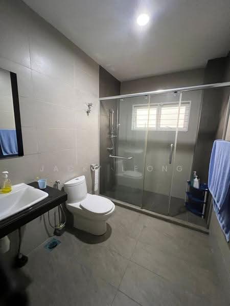 Bungalow House for Sale in Seksyen 19 (Petaling Jaya) - Jacky Leong - Bathroom - PropertyGuru.com.my