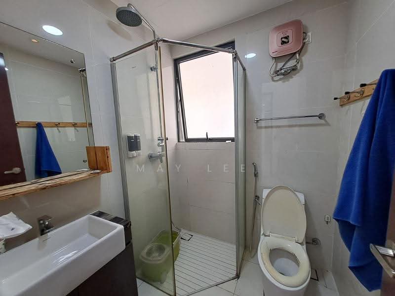 Kondominium untuk Dijual di Bay Laurel @ Country Garden Danga Bay - May Lee - Bathroom - PropertyGuru.com.my
