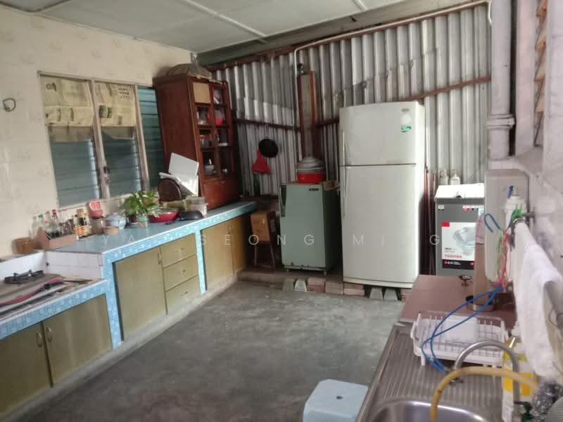 Semi-Detached House for Sale in Sri Petaling (Kuala Lumpur) - Yap Seong Ming - Kitchen - PropertyGuru.com.my