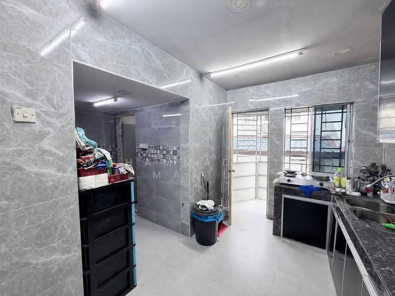 Rumah Teres 2-Tingkat untuk Dijual di BANDAR PUCHONG JAYA (Puchong) - Mohammad Din Majid - Kitchen - PropertyGuru.com.my