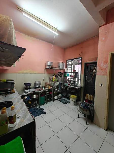 Rumah Teres 2-Tingkat untuk Dijual di Nusa Bayu (Iskandar Puteri (Nusajaya)) - Shi May Yeong - Kitchen - PropertyGuru.com.my