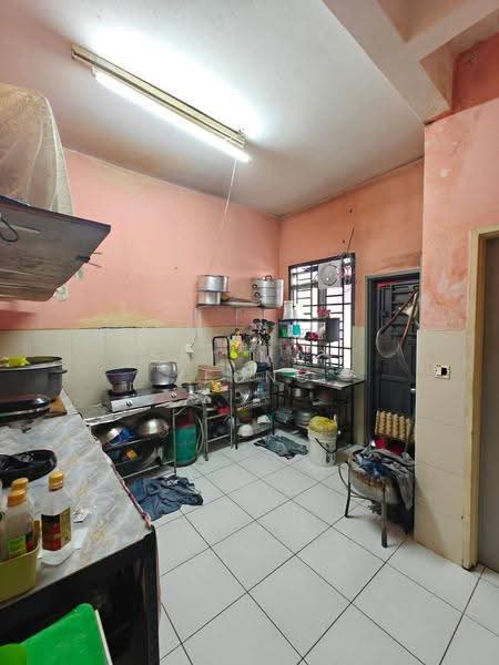 Rumah Teres 2-Tingkat untuk Dijual di Nusa Bayu (Iskandar Puteri (Nusajaya)) - Shi May Yeong - Kitchen - PropertyGuru.com.my