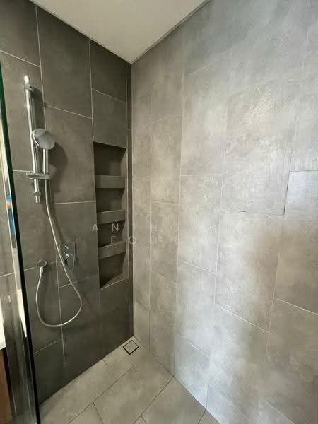 Kediaman Servis untuk Disewa di Ativo Suites @ Damansara Avenue - Anthony Foong - Bathroom - PropertyGuru.com.my