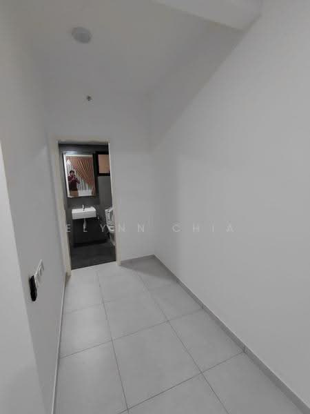 Kondominium untuk Disewa di D'Terra Residences - Elynn Chia - Corridor - PropertyGuru.com.my
