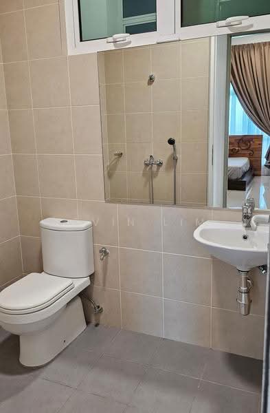 Kondominium untuk Dijual di Southbay Plaza - Kevin Lim - Bathroom - PropertyGuru.com.my