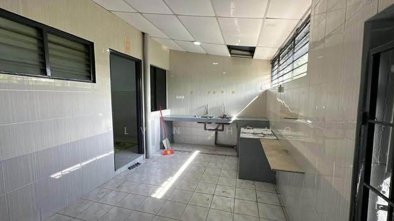 Terraced House for Sale in Ipoh (Perak) - Kelvin Chong - Kitchen - PropertyGuru.com.my
