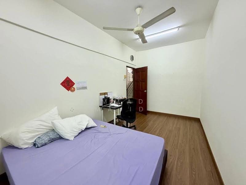 Townhouse for Sale in Shah Alam (Selangor) - Mohammad Din Majid - Bedroom - PropertyGuru.com.my