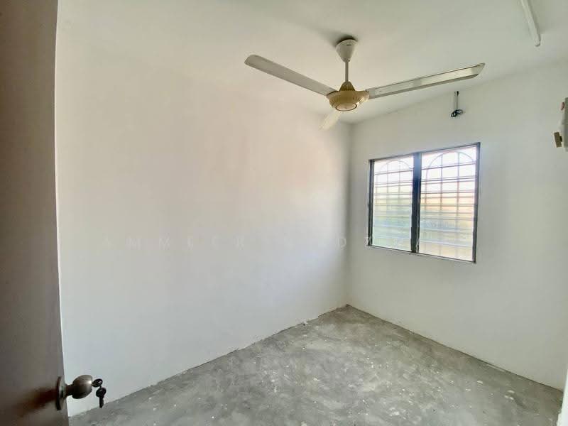 Rumah Teres 2-Tingkat untuk Dijual di Lestari Putra (Seri Kembangan) - Ammeer Nadzrai - Interior - PropertyGuru.com.my