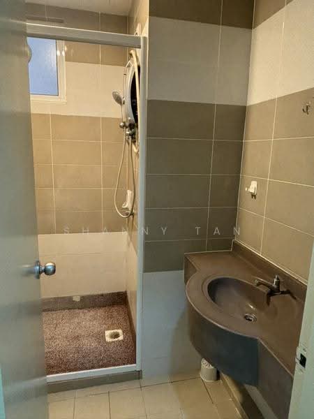 Condominium for Sale at Sg Long Residence - Shanny Tan - Bathroom - PropertyGuru.com.my