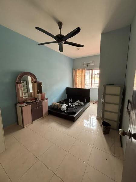 2.5-storey Terraced House for Sale in Off Jalan Meru (Klang) - Jarren Tan - Bedroom - PropertyGuru.com.my