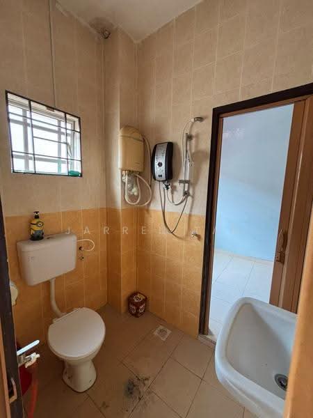 2.5-storey Terraced House for Sale in Off Jalan Meru (Klang) - Jarren Tan - Bathroom - PropertyGuru.com.my
