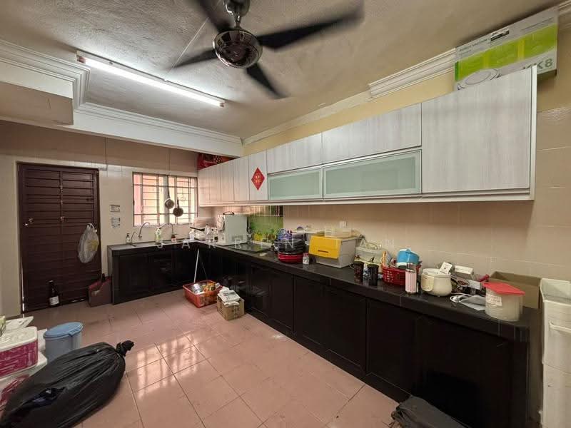 2.5-storey Terraced House for Sale in Off Jalan Meru (Klang) - Jarren Tan - Kitchen - PropertyGuru.com.my