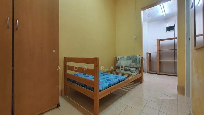 2-storey Terraced House for Sale in Bukit Jelutong (Shah Alam) - Aida Ramli - Bedroom - PropertyGuru.com.my