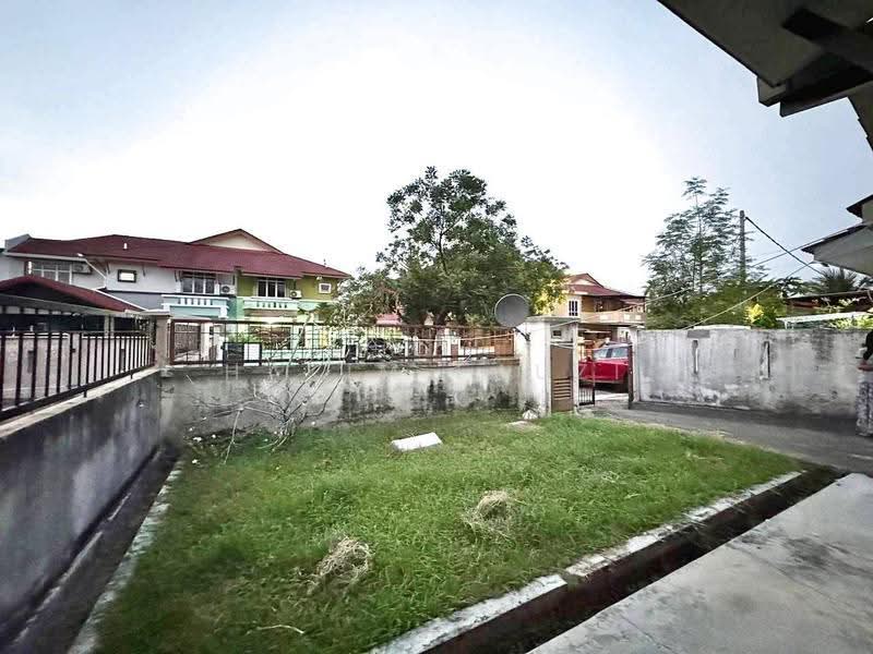 Cluster House for Sale in Puncak Alam (Selangor) - Hakim Fauzi - Exterior - PropertyGuru.com.my
