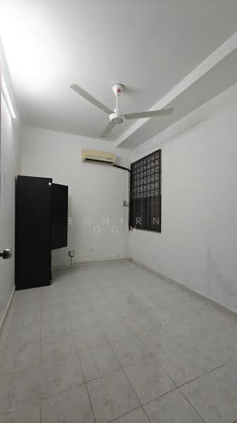 Apartment for Rent at Pangsapuri Lagoon Perdana - Eqhern Oon - Interior - PropertyGuru.com.my