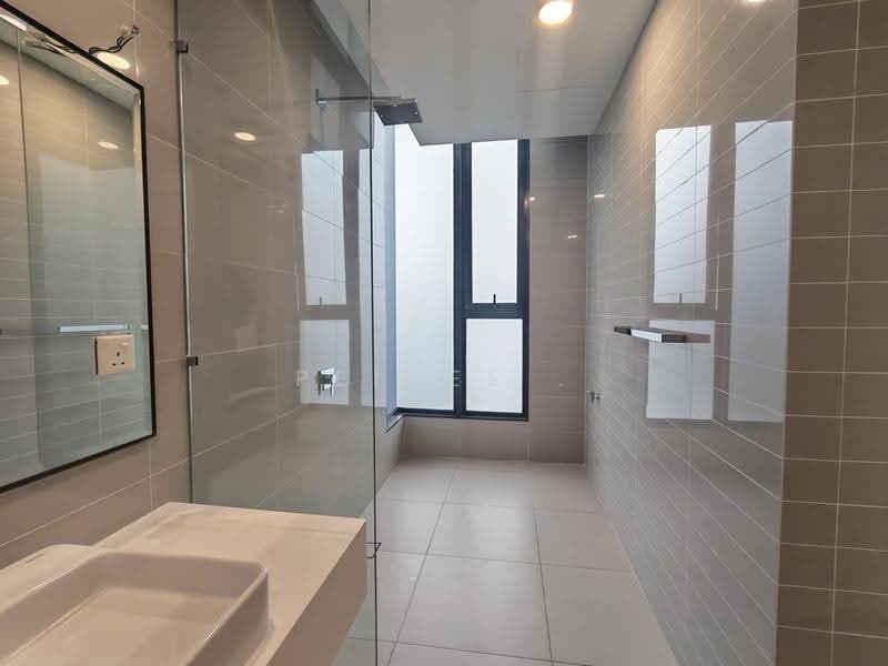 Condominium for Sale at The Veo - PeiGee . - Bathroom - PropertyGuru.com.my
