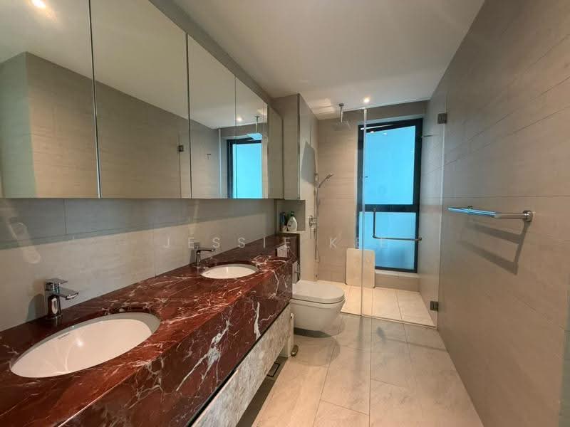 Kondominium untuk Dijual di One Central Park - Jessie Kee - Bathroom - PropertyGuru.com.my