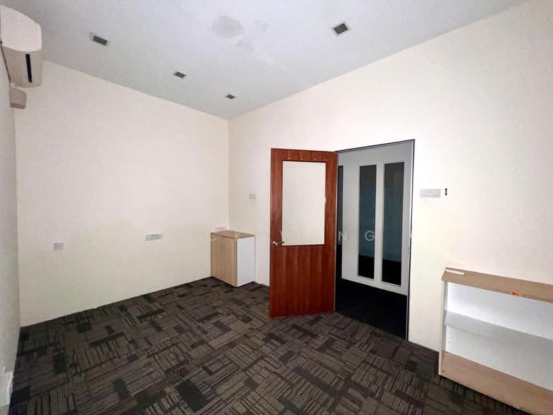 Retail Office for Rent in Bandar Kinrara (Selangor) - Nick Wong - Interior - PropertyGuru.com.my