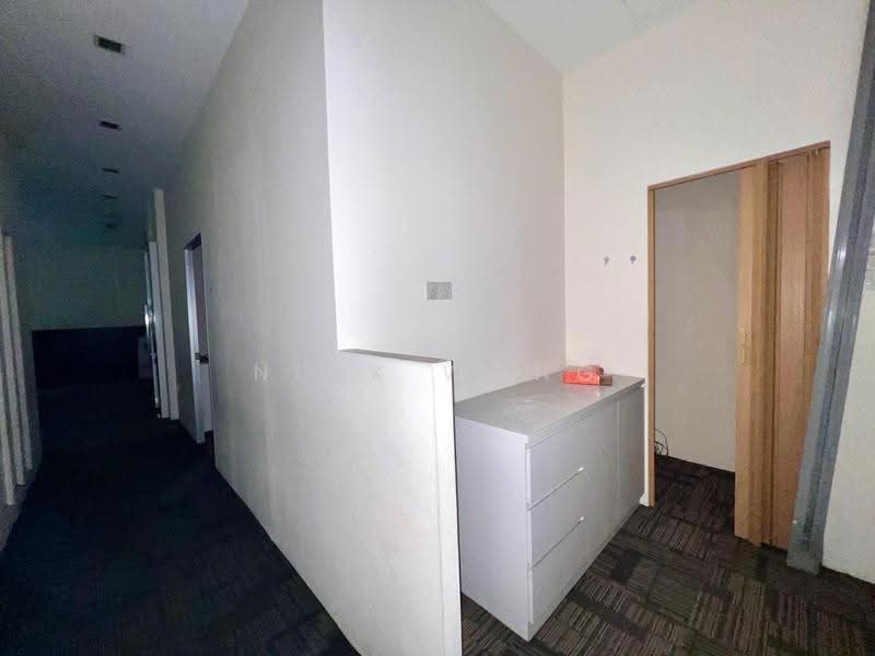 Retail Office for Rent in Bandar Kinrara (Selangor) - Nick Wong - Corridor - PropertyGuru.com.my