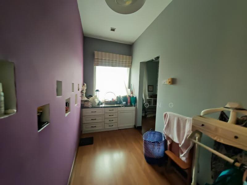 Bungalow House for Sale in Kota Kemuning (Shah Alam) - Josh Chong - Corridor - PropertyGuru.com.my