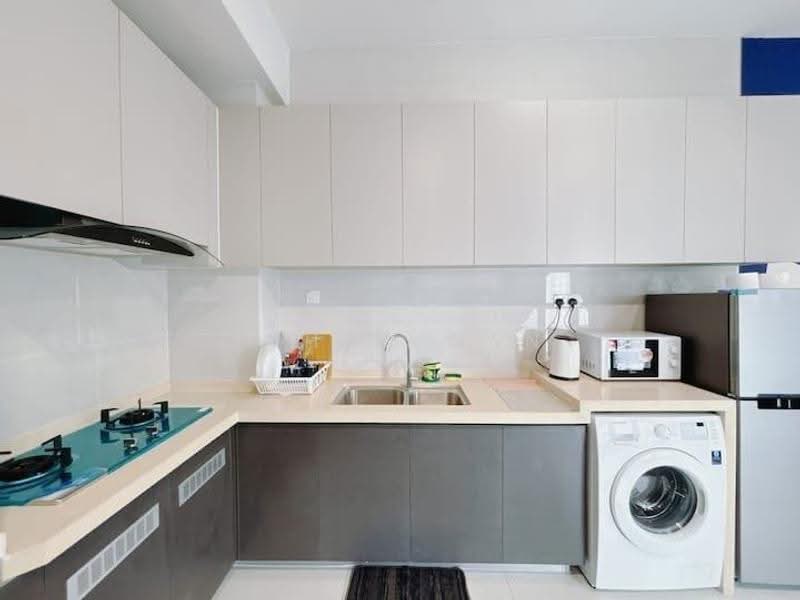 Kondominium untuk Disewa di Royal Strand @ Country Garden Danga Bay - Ethan Gan - Kitchen - PropertyGuru.com.my